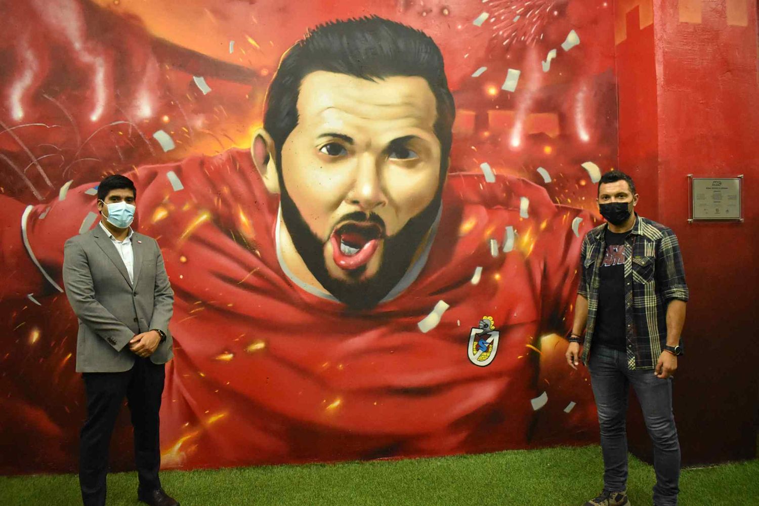 Con Mauricio Salazar a la cabeza: mural rescata identidad de Deportes La Serena en el Estadio La Portada