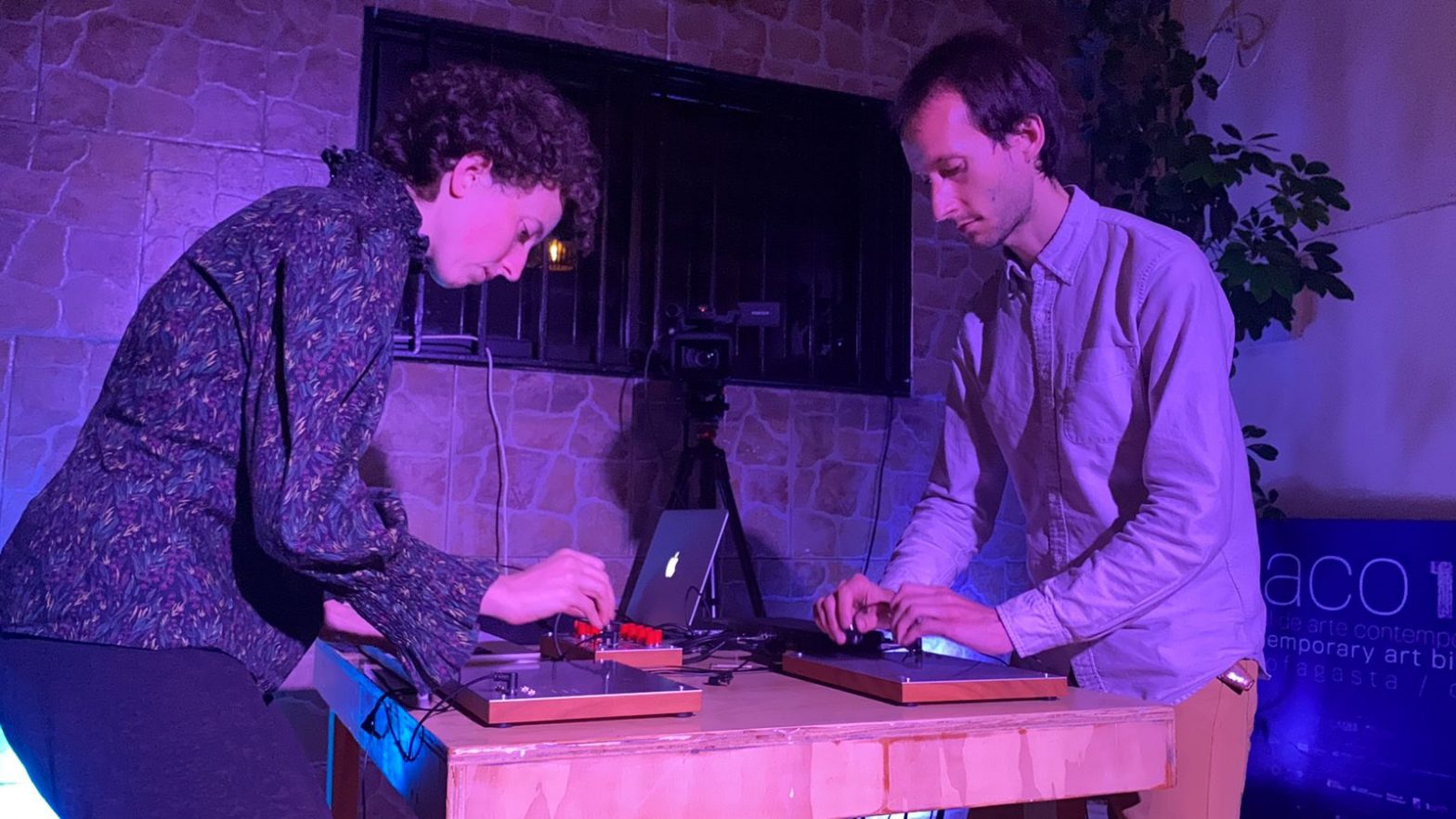 El universo sonoro sin categorías de Passepartout Duo