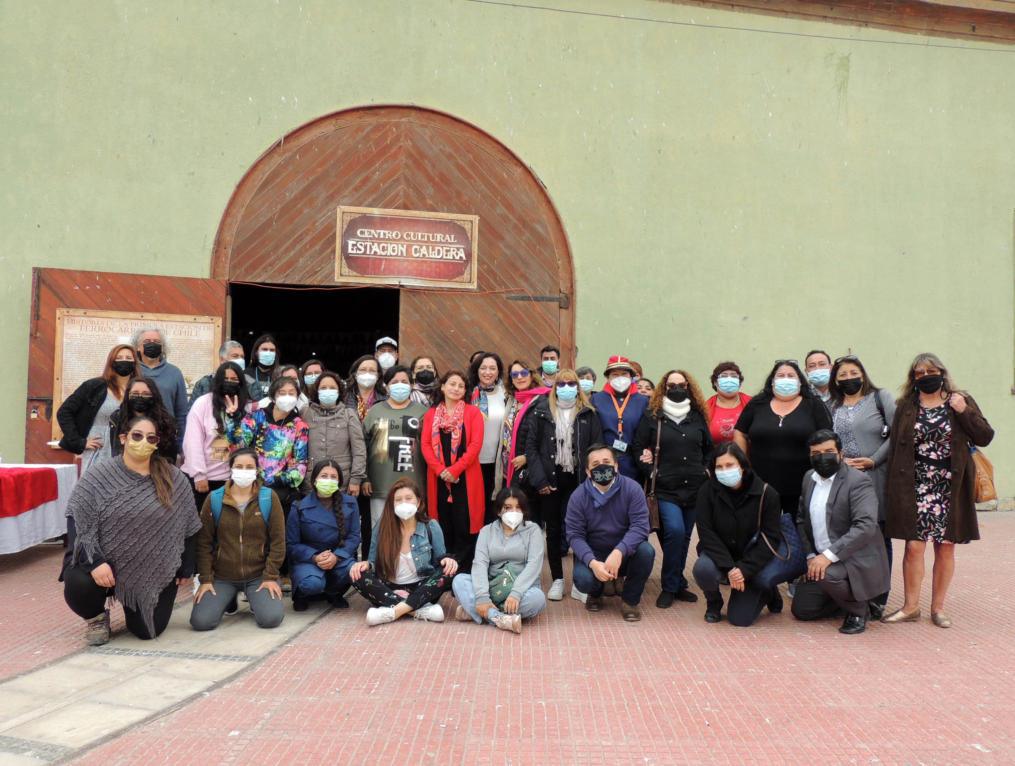 Con masiva presencia femenina cierran “Escuela de Gestión Cultural Comunitaria” en Caldera